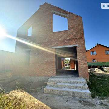 Продаж 3к Дім Незалежна вулиця