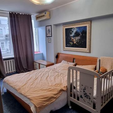 Володимирська вул., 51/53