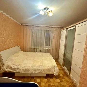 Продам 3-х кімнатну квартиру