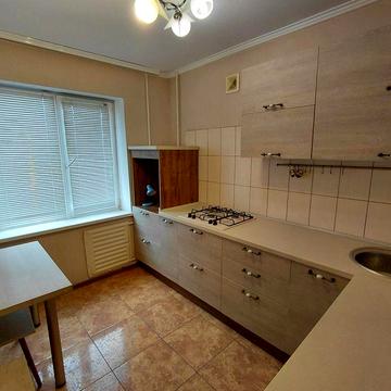 Здається 2-кім квартира в Хортицкому р-ні.Ціна 6000+ку.