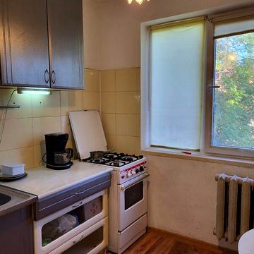 Довгострокова оренда 1к Квартира Космонавтів вулиця