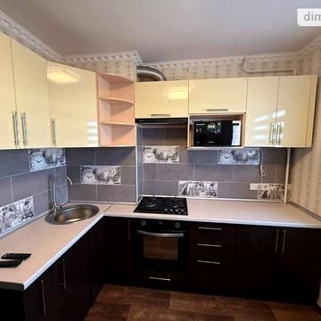 Довгострокова оренда 1к Квартира Івана Мазепи (Щорса) вулиця