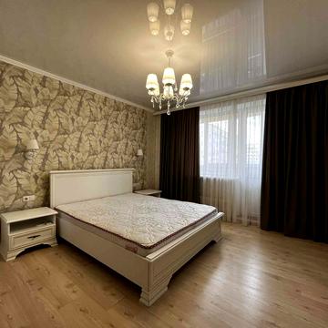 Лазурна вул. (Гайдара), 7