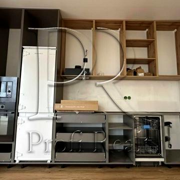 Героїв Небесної Сотні просп., 16/2