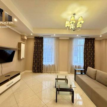 БЕЗ% Аренда 2-к. квартиры 100м2, ул.Болсуновская 23, Печерск