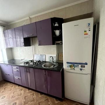 Набережна Перемоги вул., 108