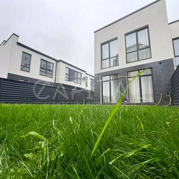 Борщагівська вул.