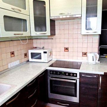 Оренда 2 кім квартира вул.Деревлянська 2-6, метро, парк, закритий двір