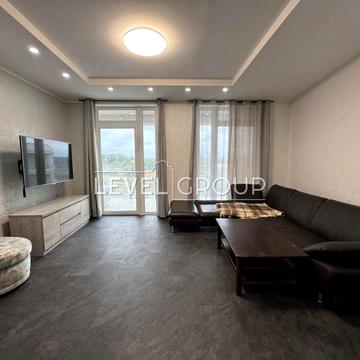 Паркова вул., 2