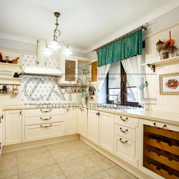 1-й Садовий пров., 3