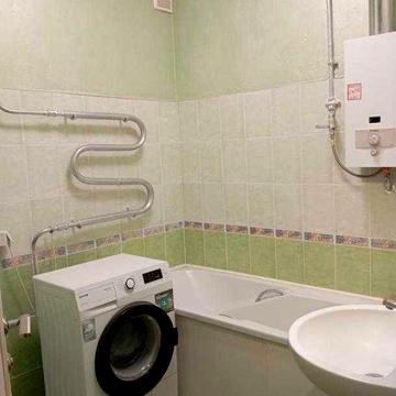 2-к. квартира в кирпичном доме, метро Холодная гора