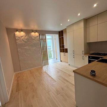 Центарльний парк! Євро 1к з сучасним ремонтом! Єоселя