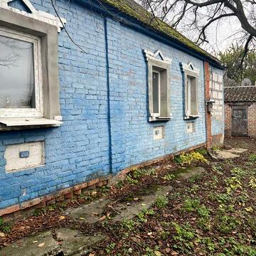 Теплый дом с газом водой и большим участком