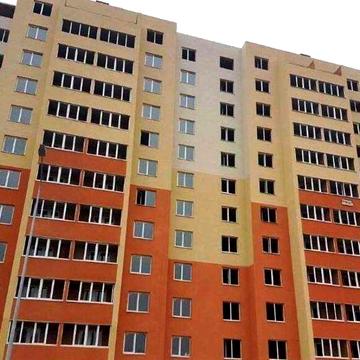 Продам 3-х ком. квартиру 78.5 кв. м в кирпичном доме. Газ.