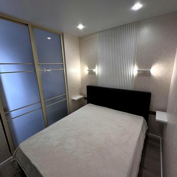 Перлинна вул., 10