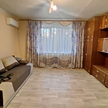 Сдам 2к квартиру на Коммунаре