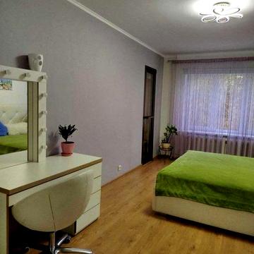 Сдам 4-х комнатную на Таирова