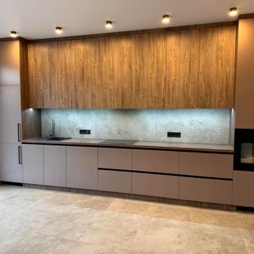 Виноградна вул., 2