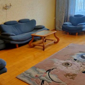 Продам 3к.квартиру біля парку Перемоги з капітальним ремонтом