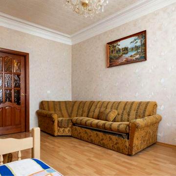 На продаж однокімнатна квартира на вул. Богдана Хмельницького