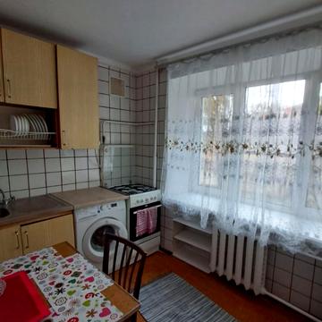 Будівельників вул., 27-А