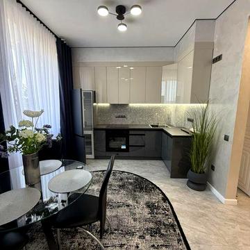 Оренда 2-кімнатної квартири з сучасним ремонтом вул. Соборна, 364 В