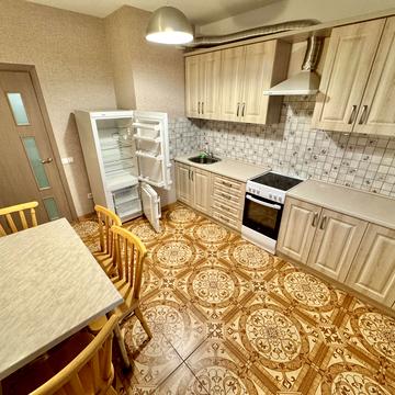 Авіаконструктора Ігоря Сікорського вул. (Танкова), 1
