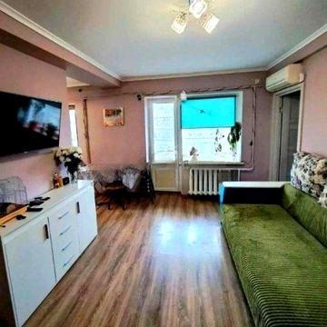 Затишна 3-кімнатна квартира вул. Мілютенка 42-А