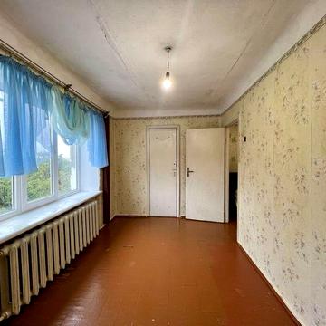 )( Продаж 2-К квартири під ремонт