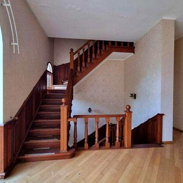 Продаж 9к Дім Престижна вулиця