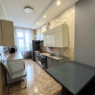 Продаж ТРЬОХкімнатної новобудови з ремонтом та меблями