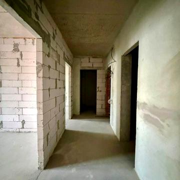 2-кім в зданому будтнку!Шевченківський район! Без комісіі!