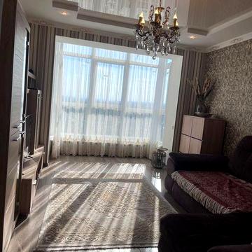 Здається 2 кімнатна квартира, Пасічна. Від власника