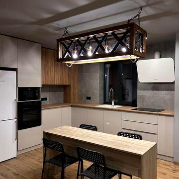 Будинок з ремонтом меблями і технікою