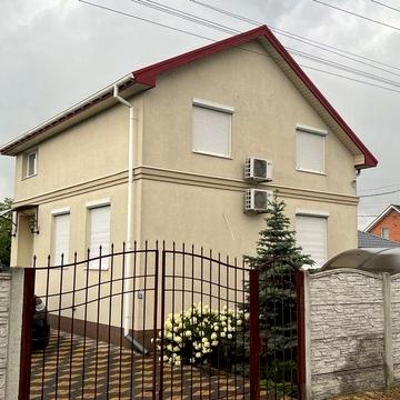 Продається комфортний будинок у с. Обухівка