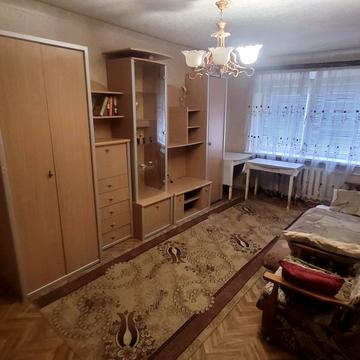Вартових Неба вул. (Тобольська), 41