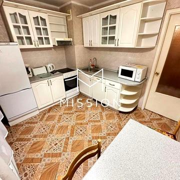 Сдам 2-ком. квартиру метро Олимпийская Палац Украина