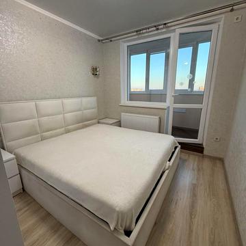 Віталія Нестеренка вул. (Академіка Воробйова), 1б