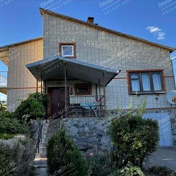 Будинок у селі Мачухи