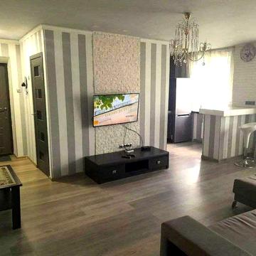 X S4 Продам 3 комнатную квартиру Центр Харьковская наб.