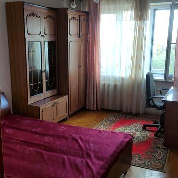 Дарницький бульв., 7