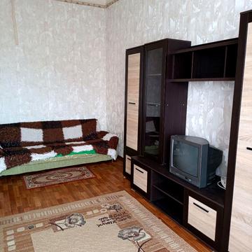 Мостова вул., 2