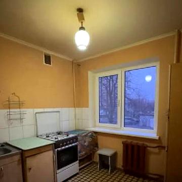 Продаж 2к Квартира Ньютона вулиця