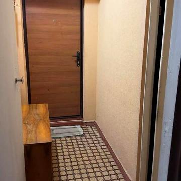 Продаж 2к Квартира Ньютона вулиця