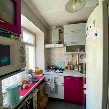 Словянська вул., 10