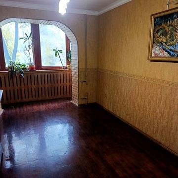 Терміново Власник.Центр. 4 кімнати. 2й пов.