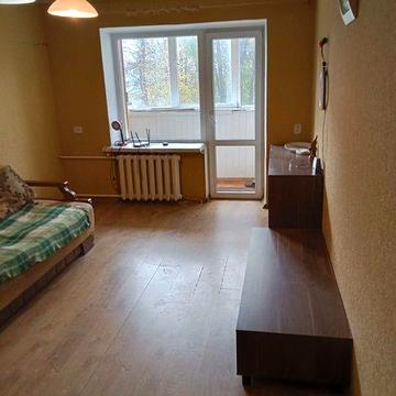 ЗДАМ 2 км.КВАРТИРУ .Центр Володимира