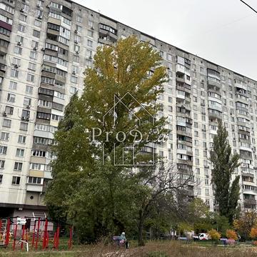 Амвросія Бучми бульв., 8