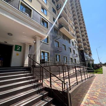 Академіка Сахарова вул., 3-Е