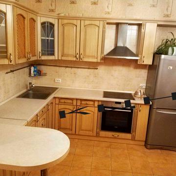 Здам 1 кімн.кв..вул.Осіння,33. Є паркінг(укриття).Академмістечко